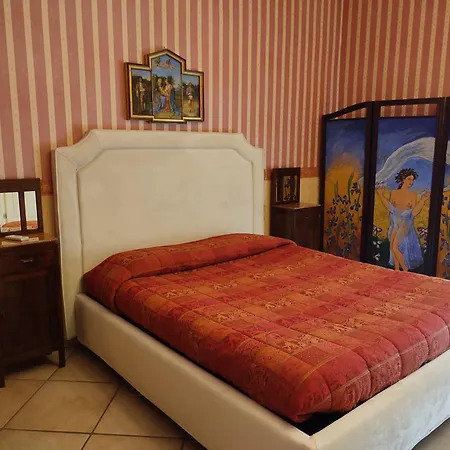 Guest house Solimena House